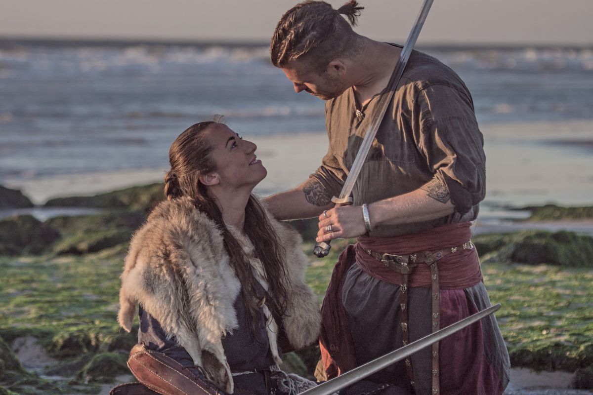 6 Awesome Viking Romance Novels Worth A Read